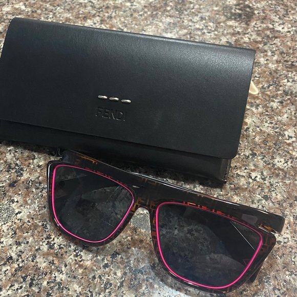 FENDI SUNGLASSES COLOR BROWN NEON AND BLACK